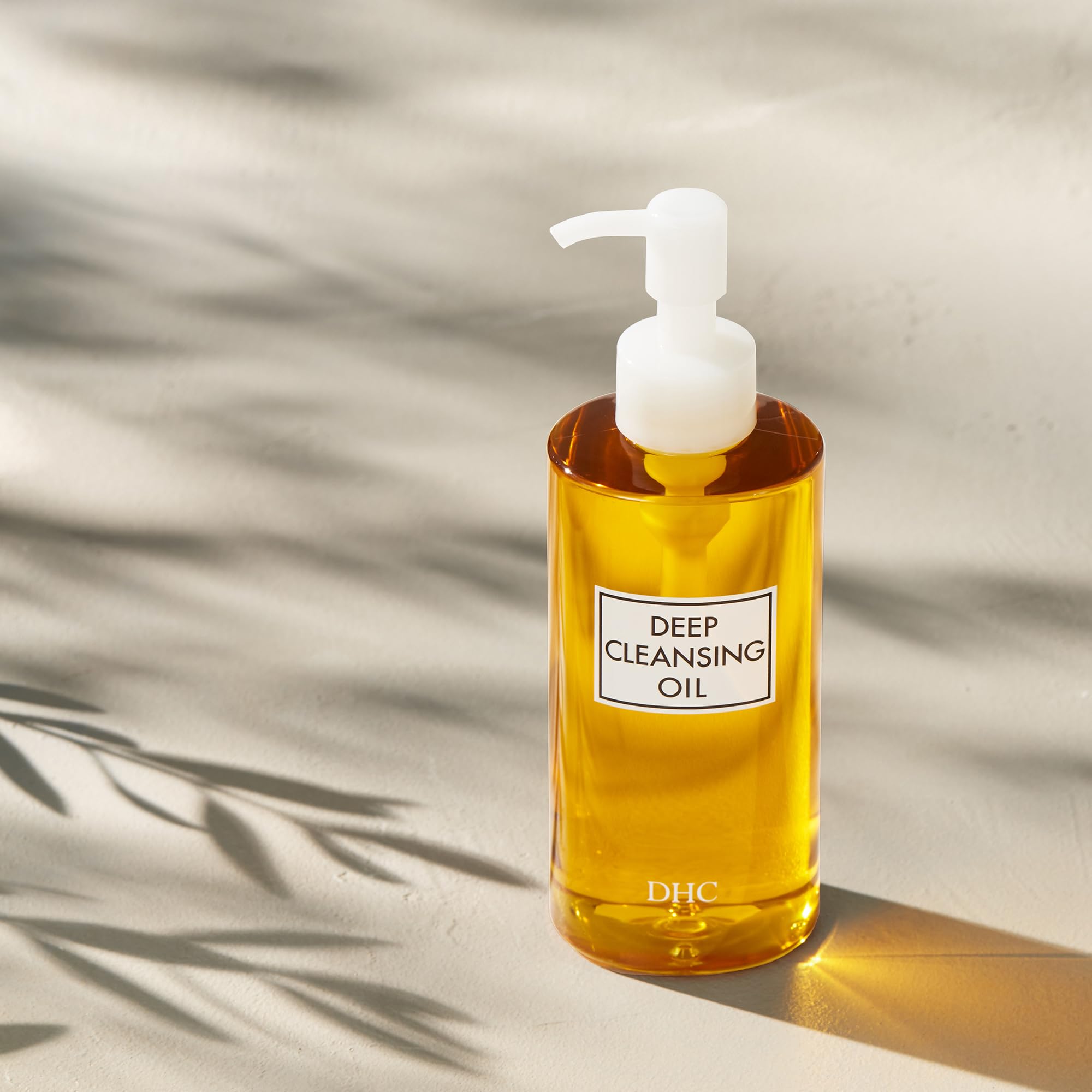 DHC Deep Cleansing Oil, Facial Cleansing Oil, Makeup Remover, Cleanses without Clogging Pores, Residue-Free